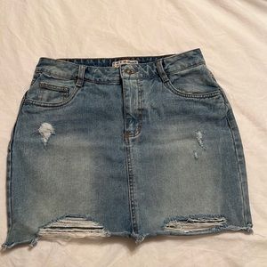 Distressed jeans mini skirt rips cute sexy size 8 women’s